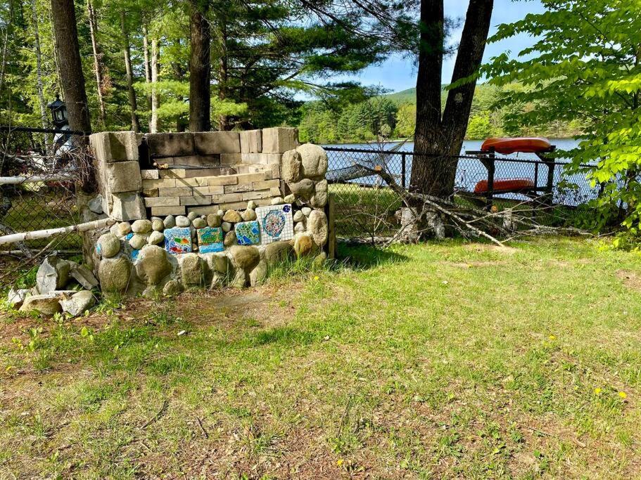 Adirondack Waterfront Cabin Upper Hudson Tributary - Housity