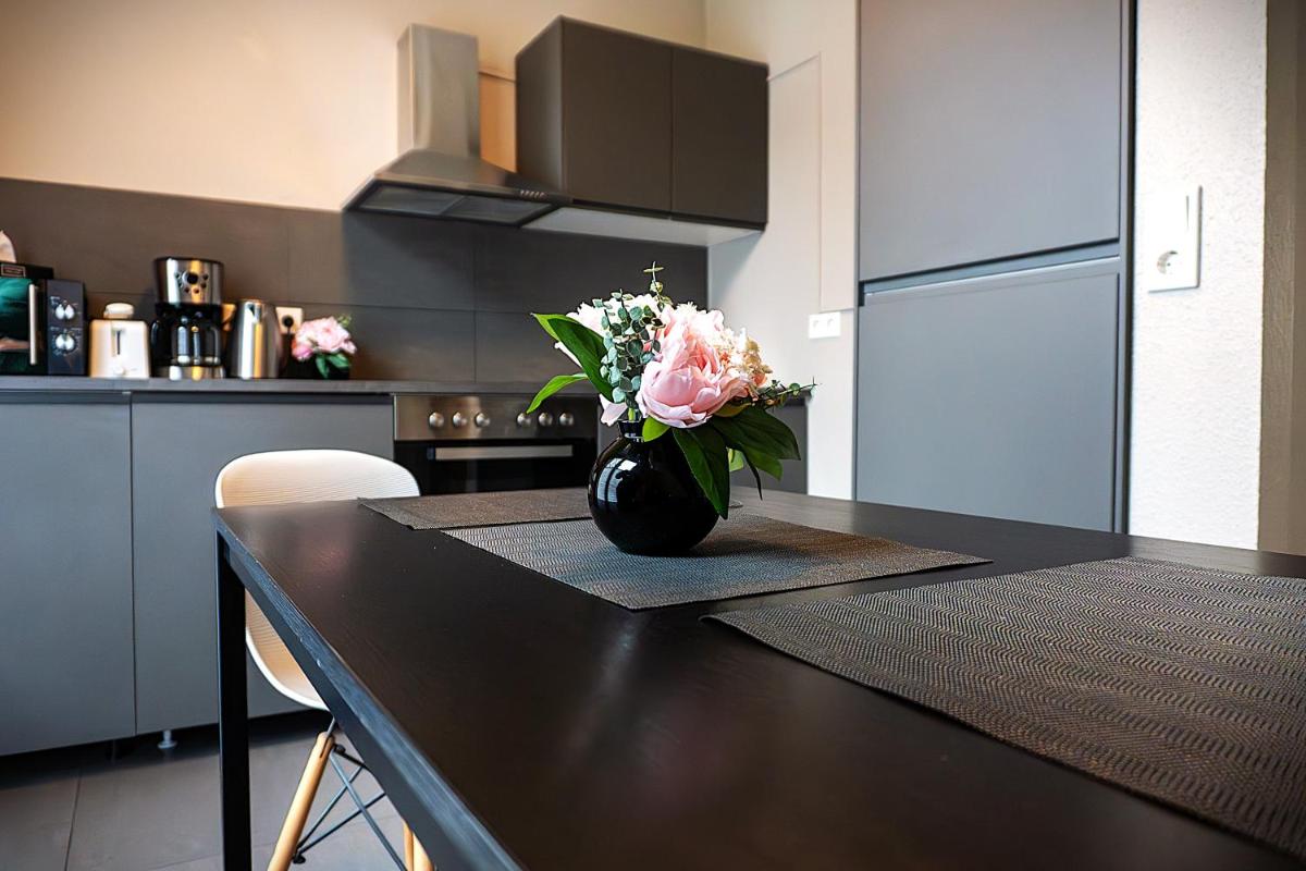 LiRo Apartments Jägerstrasse Krefeld - Housity