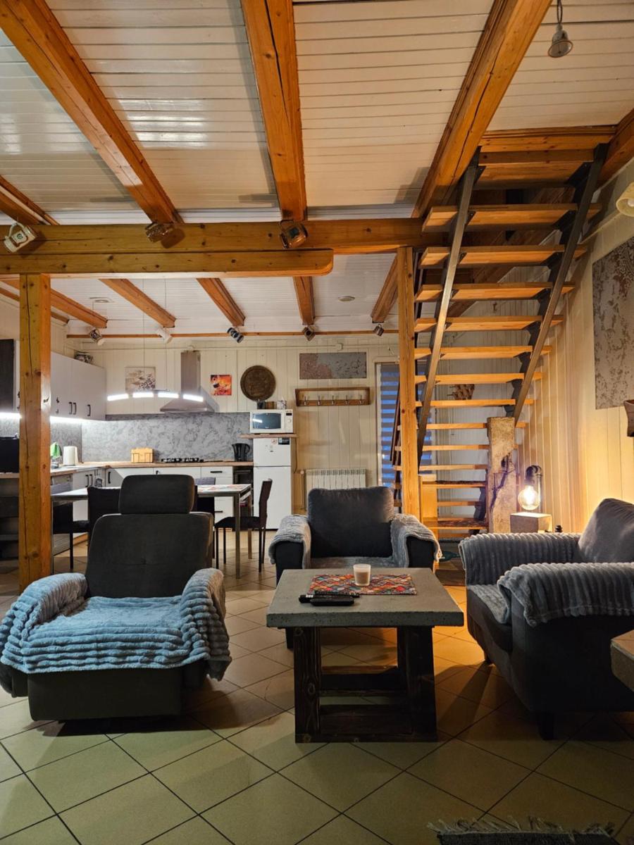 Domek Domino - Housity