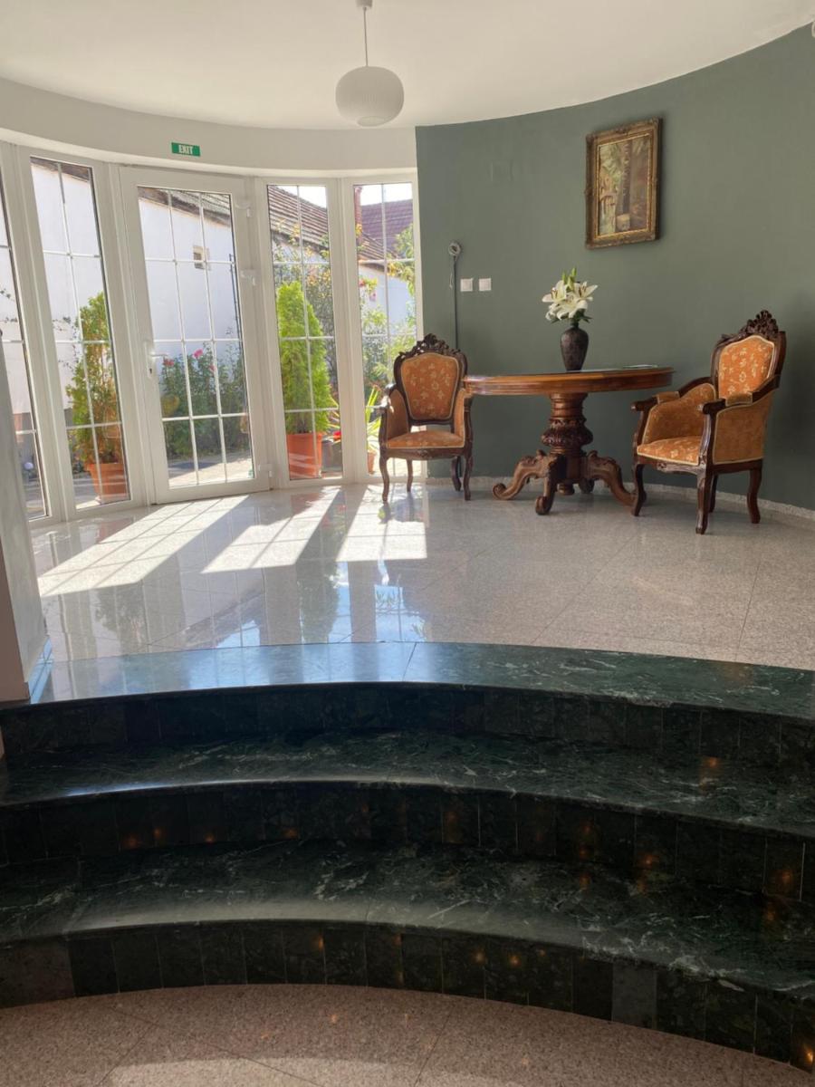 Budux Delux Vila - Housity
