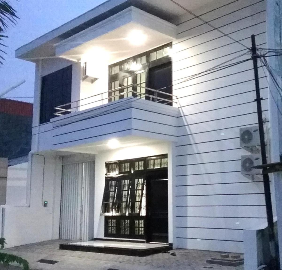 Mess Inn Semarang - Housity