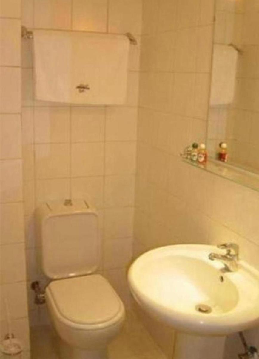 Golden Europe Hotel - Housity