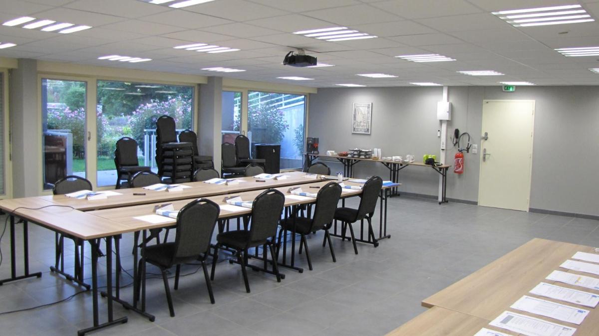 Espace de conférence ou salle de réunion dans l'établissement Hotel & Spa Radiana