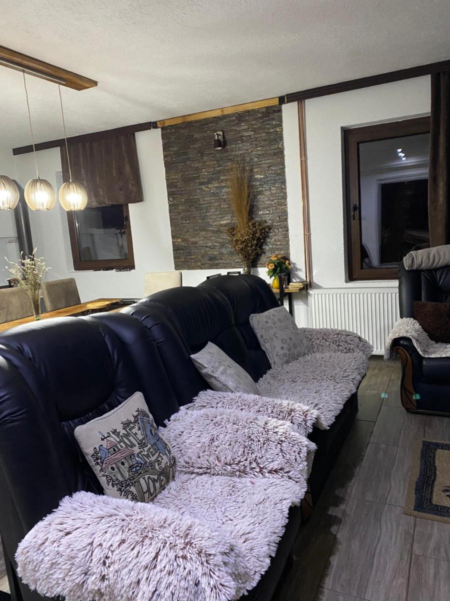 Vila KTM Lisine - Housity