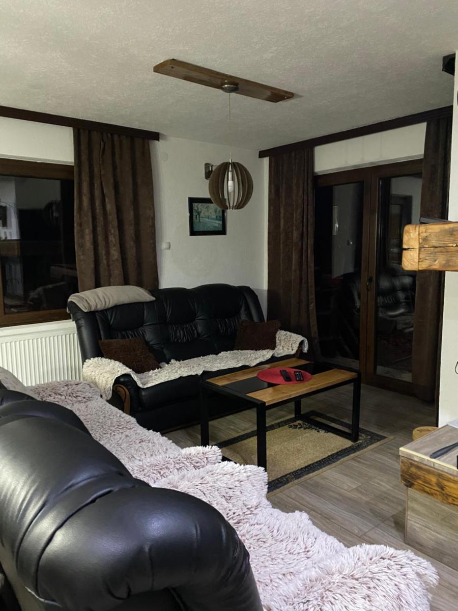 Vila KTM Lisine - Housity