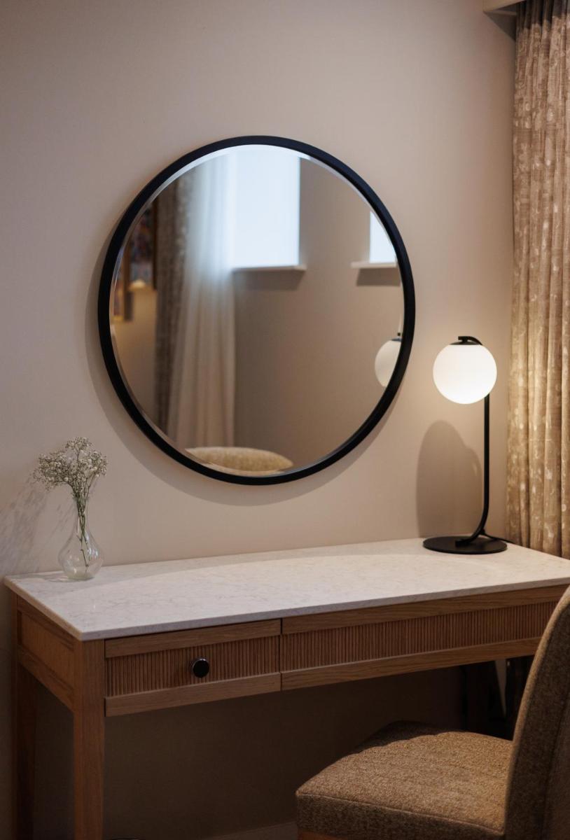 The Malone Hotel - Housity