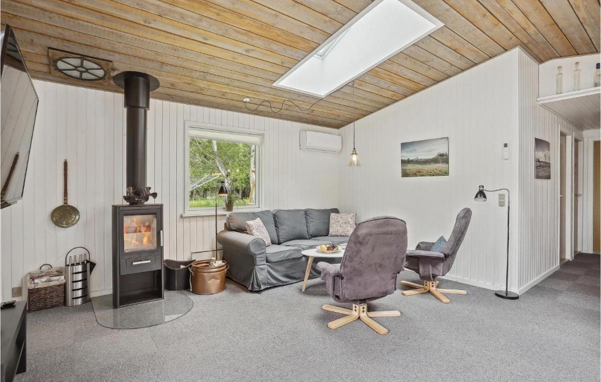 Amazing Home In Brovst With Kitchen - Housity