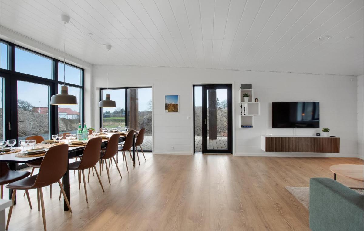 4 Bedroom Awesome Home In Bindslev - Housity