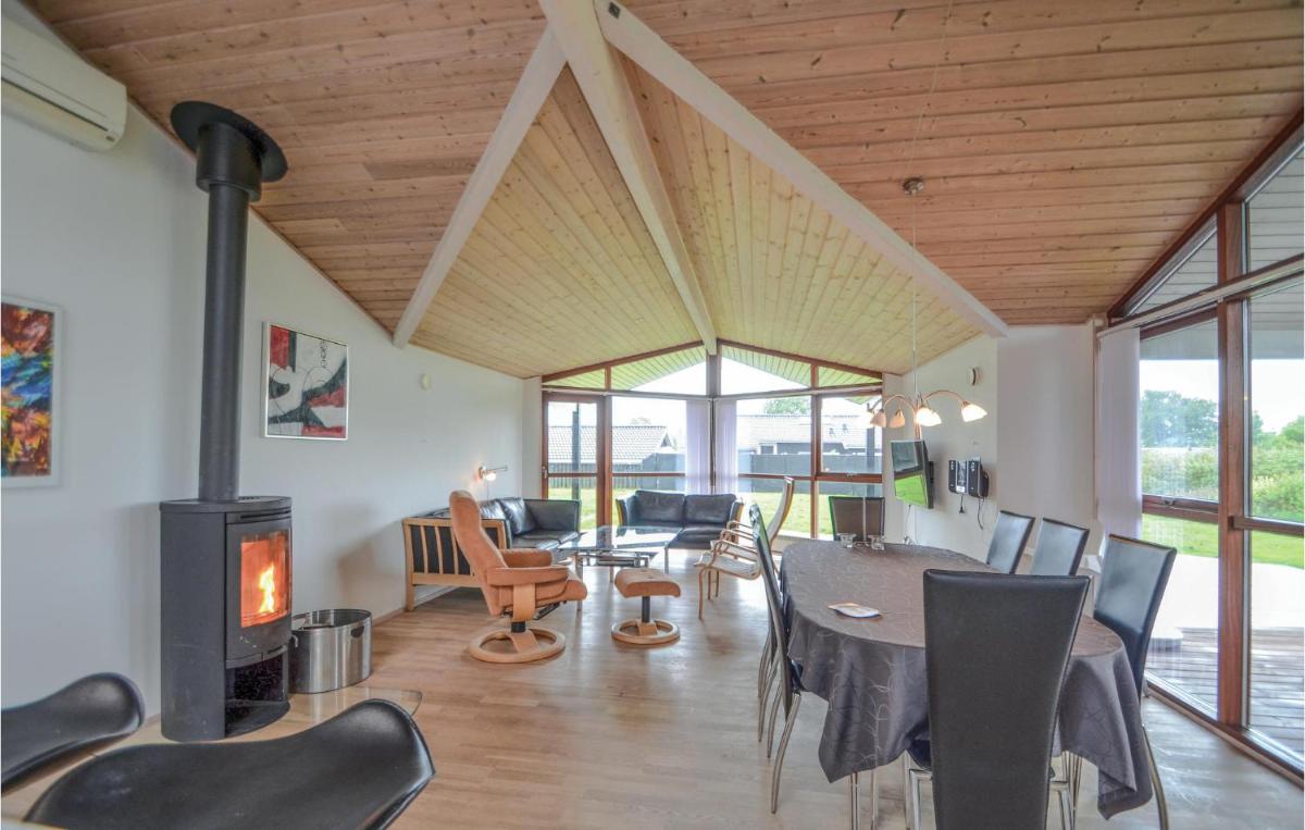 Holiday Home Valmuevej Rønde Ix - Housity