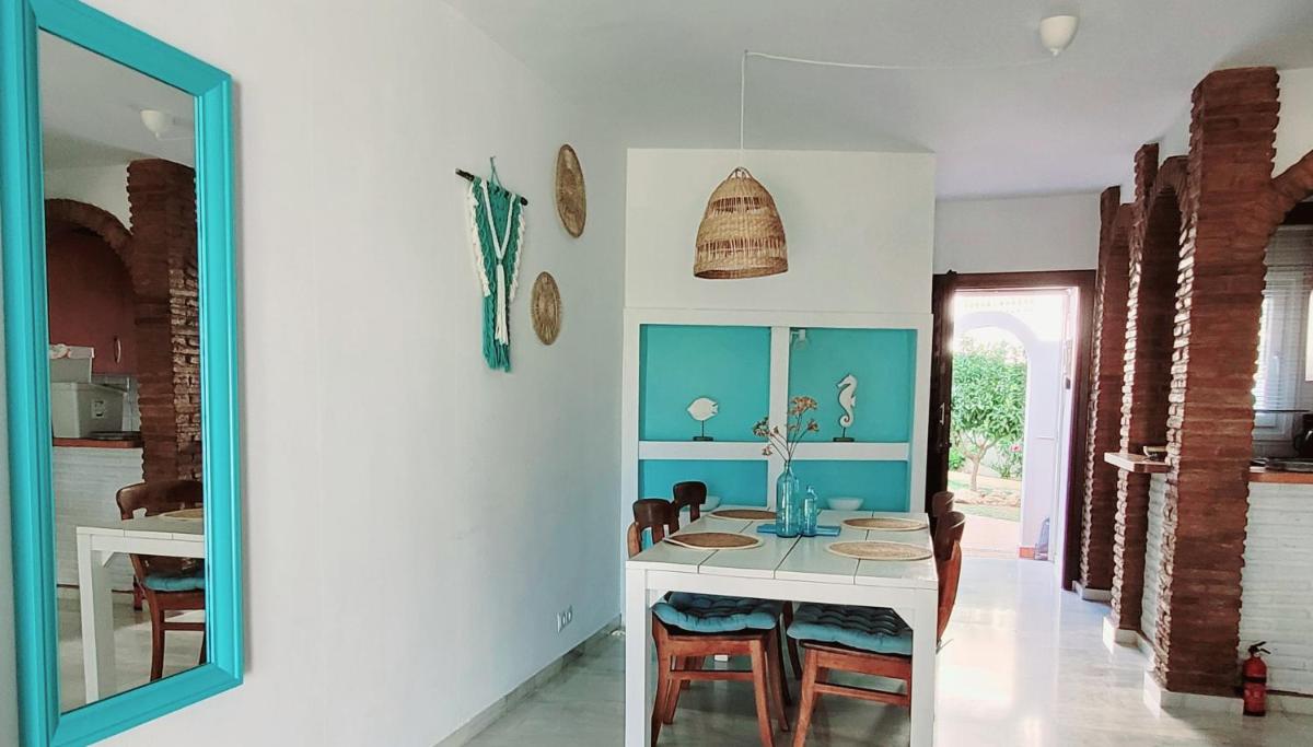 Beach House Casa Luna, Marbella - Housity
