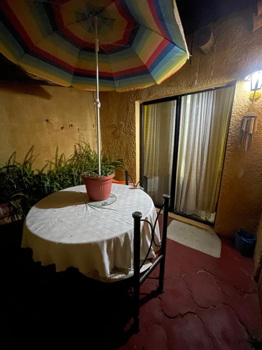 Hostal Playa Herradura - Housity