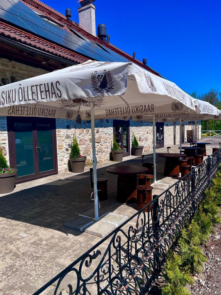 Üksik Rüütel Hotel - Housity