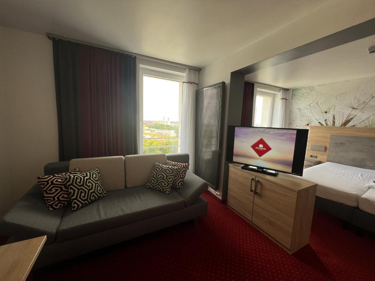 SKYHOTEL Merseburg - Housity
