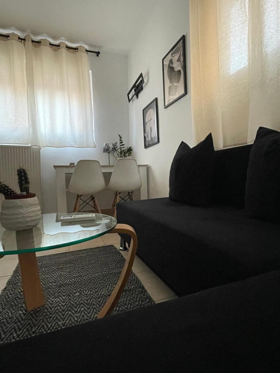 Semi-Basement 250m from Sea, Nea Chili - Housity
