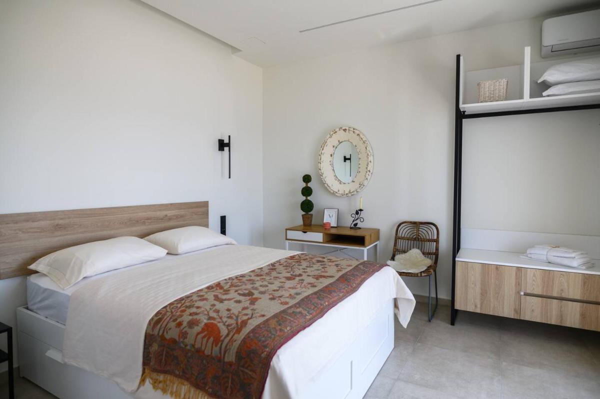 Lighthouse Apartments - Housity