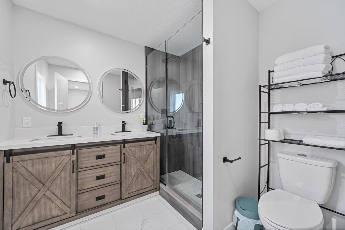 Flora's House - Housity