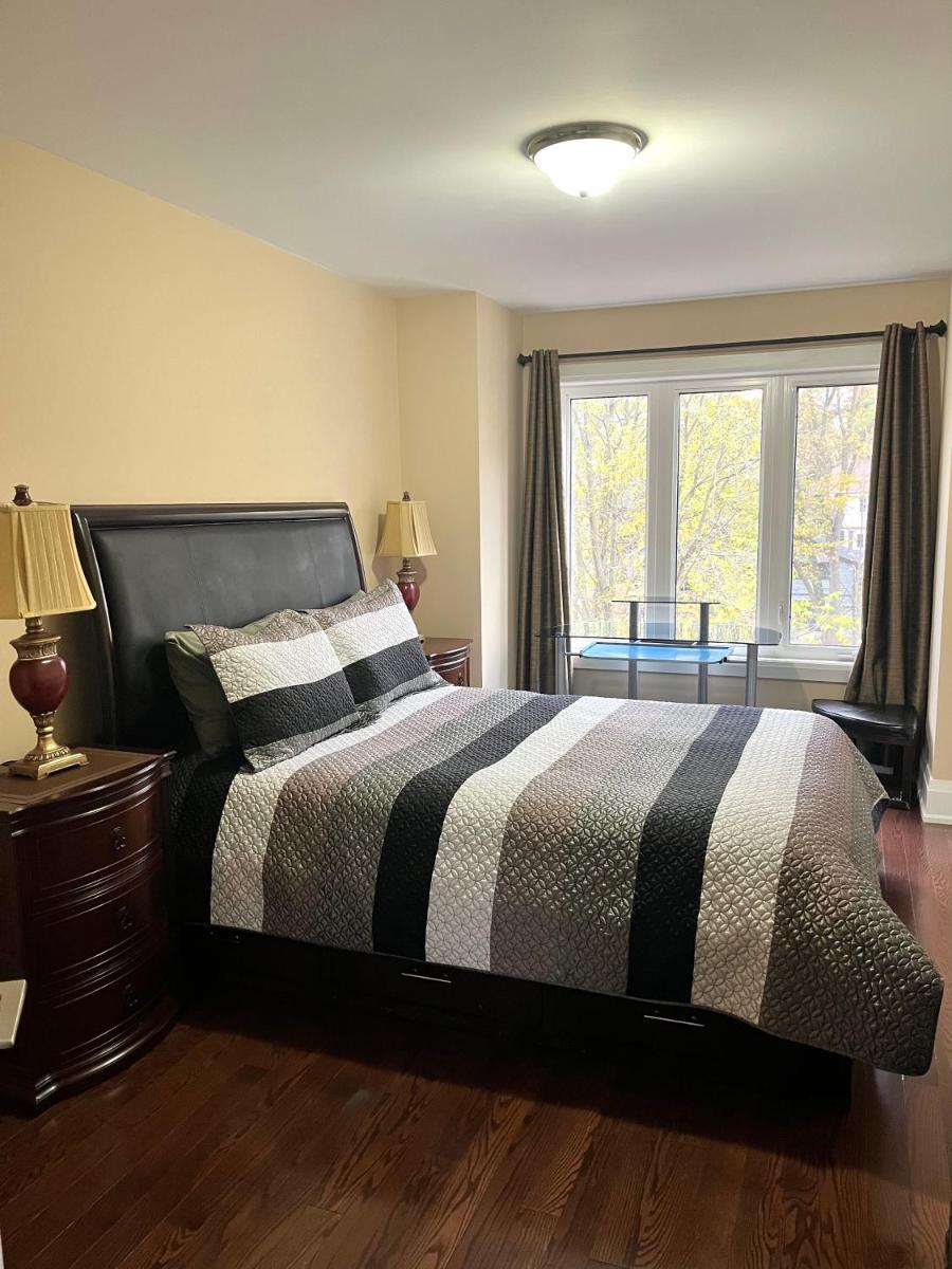Luxury Home - Upper Toronto Beaches - Housity