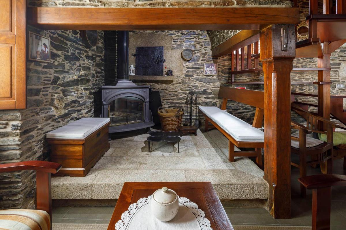 Casa Rural Dona María - Housity