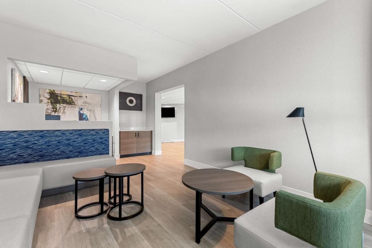 Best Western Plus Lower South End - Housity