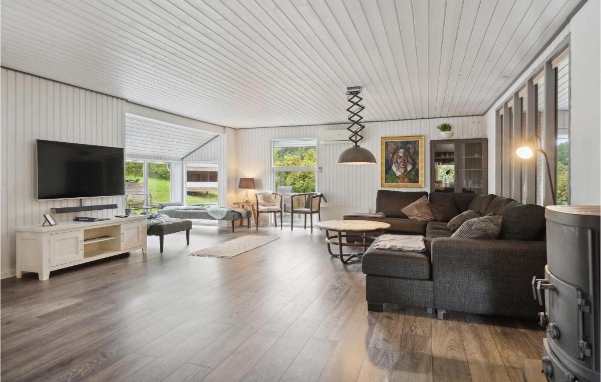 Cozy Home In Asperup With Sauna - Housity