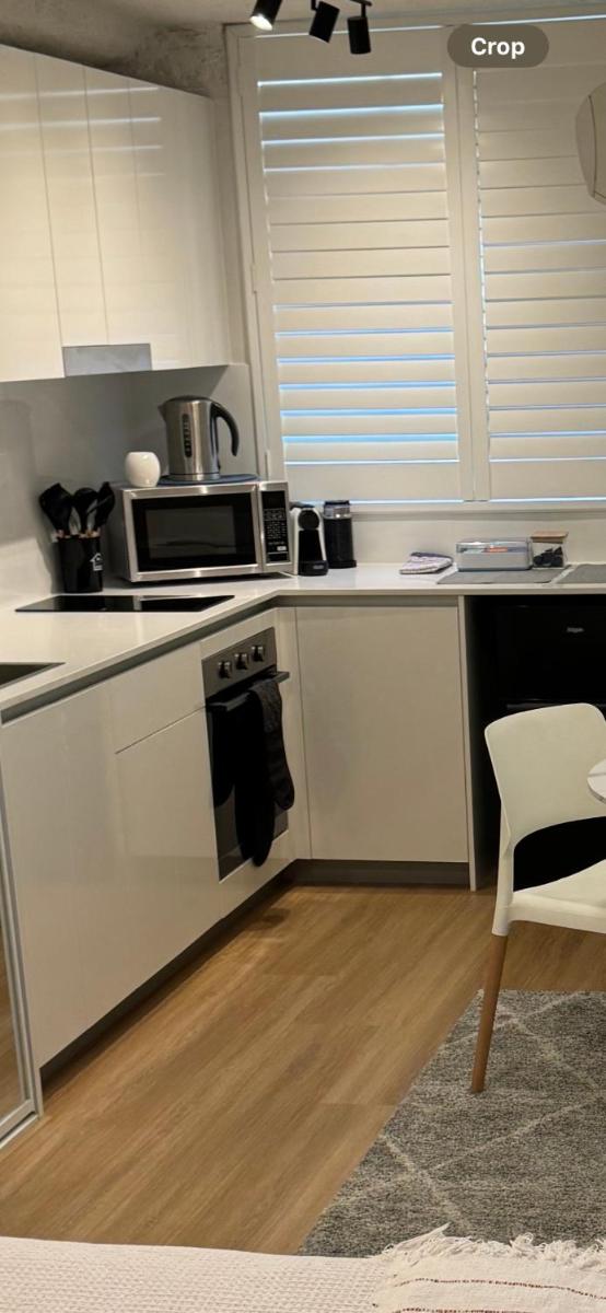 Sam the Central Studio - Housity