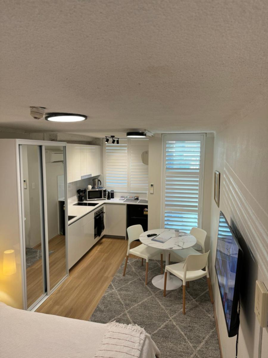 Sam the Central Studio - Housity