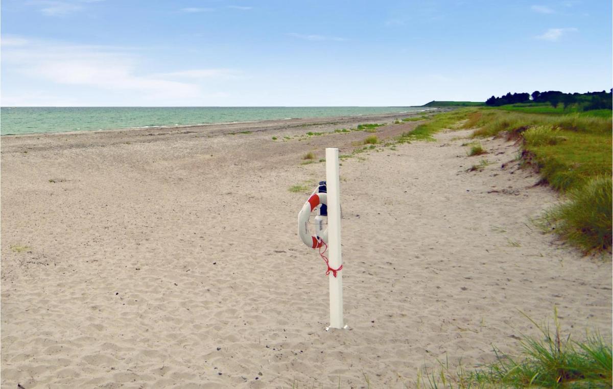 Three-Bedroom Holiday Home In Grenaa - Housity