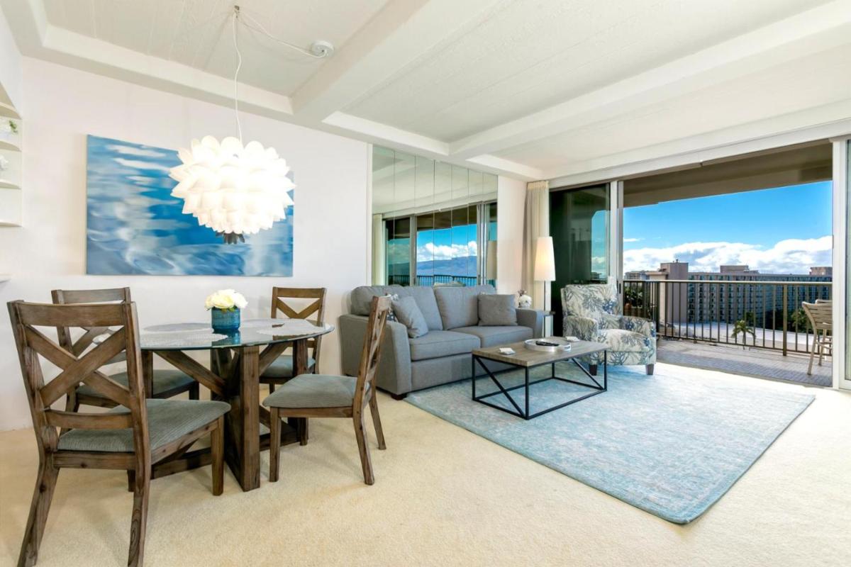 KBM Resorts: The Whaler WH2-1169 Sweeping Ocean Views newly furnished 2023 Includes Rental Car - Housity