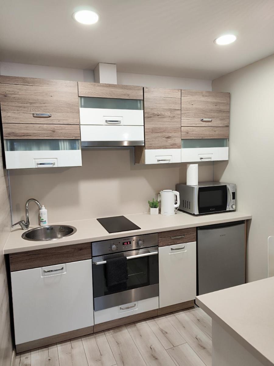 Monica Apartments - Housity