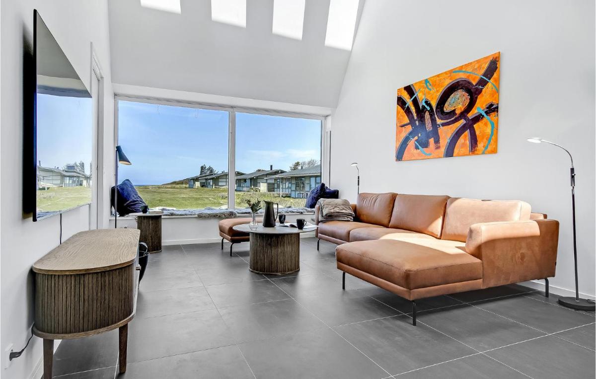 3 Bedroom Gorgeous Home In Gilleleje - Housity