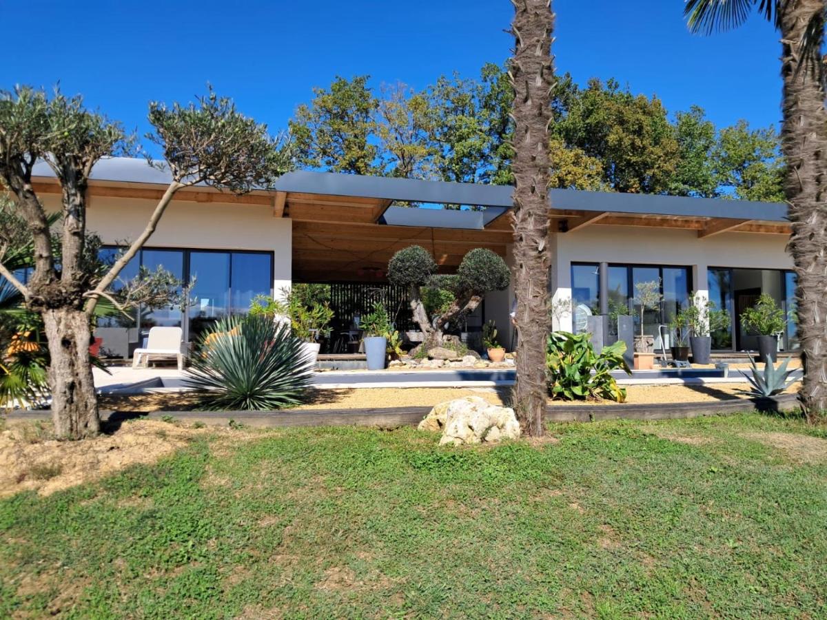 VILLA EDEN - Housity