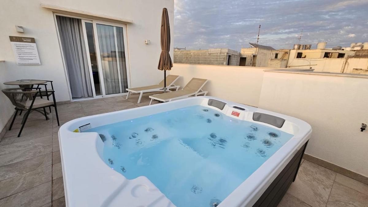 100 Boutique Living - Housity