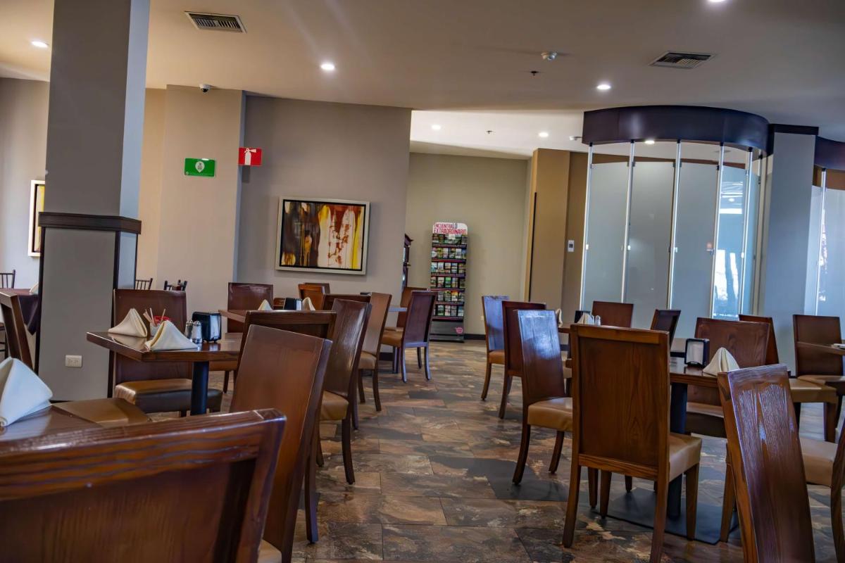 Best Western PREMIER Monterrey Aeropuerto - Hizvo