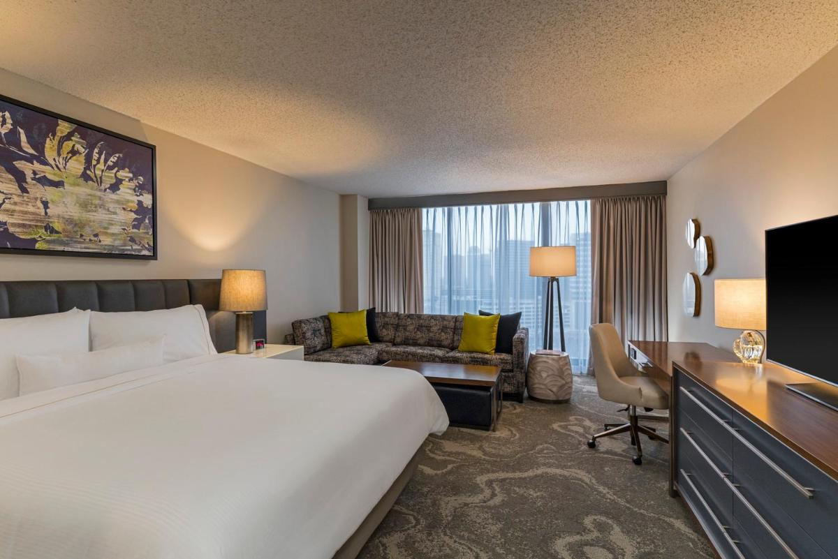 The Westin Oaks Houston at the Galleria - Housity