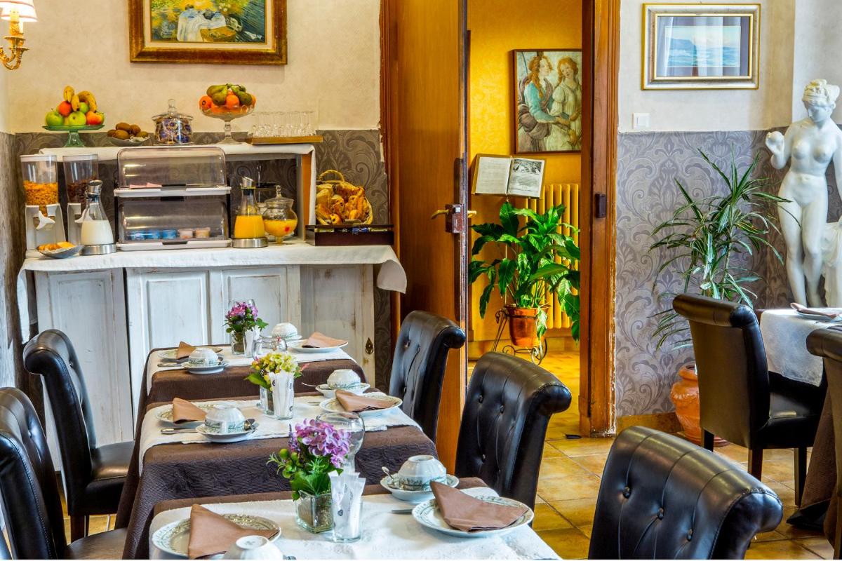 Logis Hôtel Restaurant La Tête Des Faux - Housity
