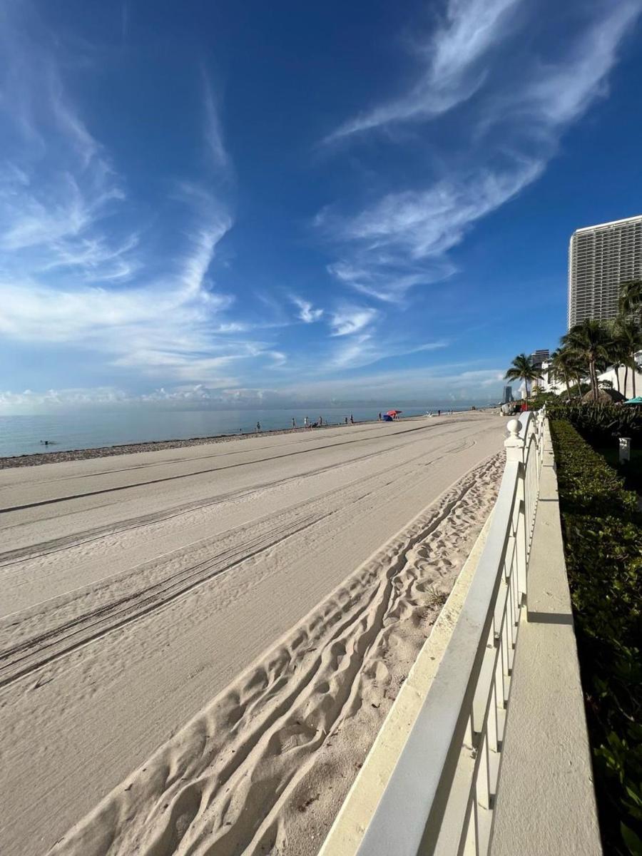 The Tides on Miami Hollywood Ocean View Apartments 1B - Hizvo