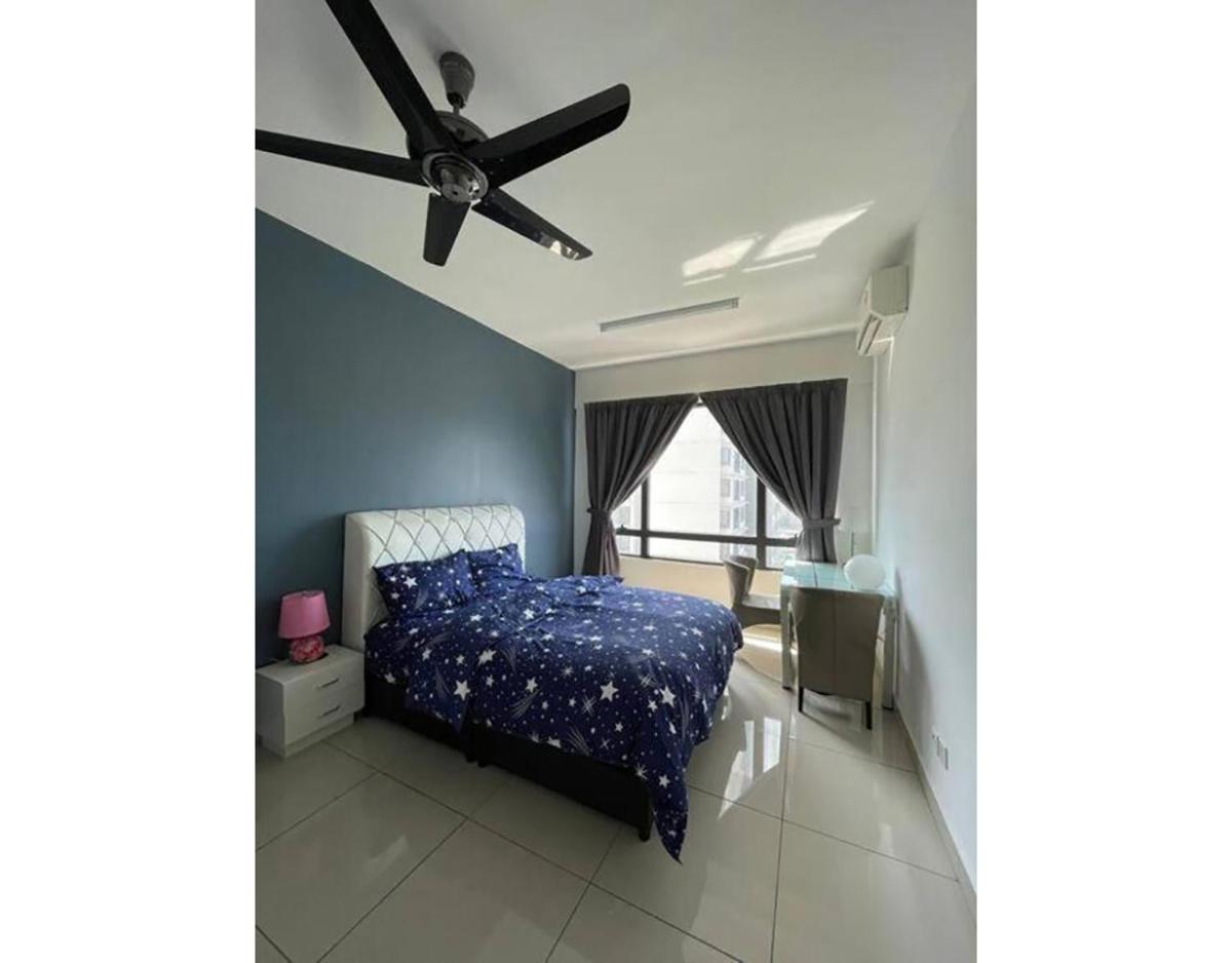 Blue Aesthetic Luxury Seaview 3 min Drive Sunway - Housity