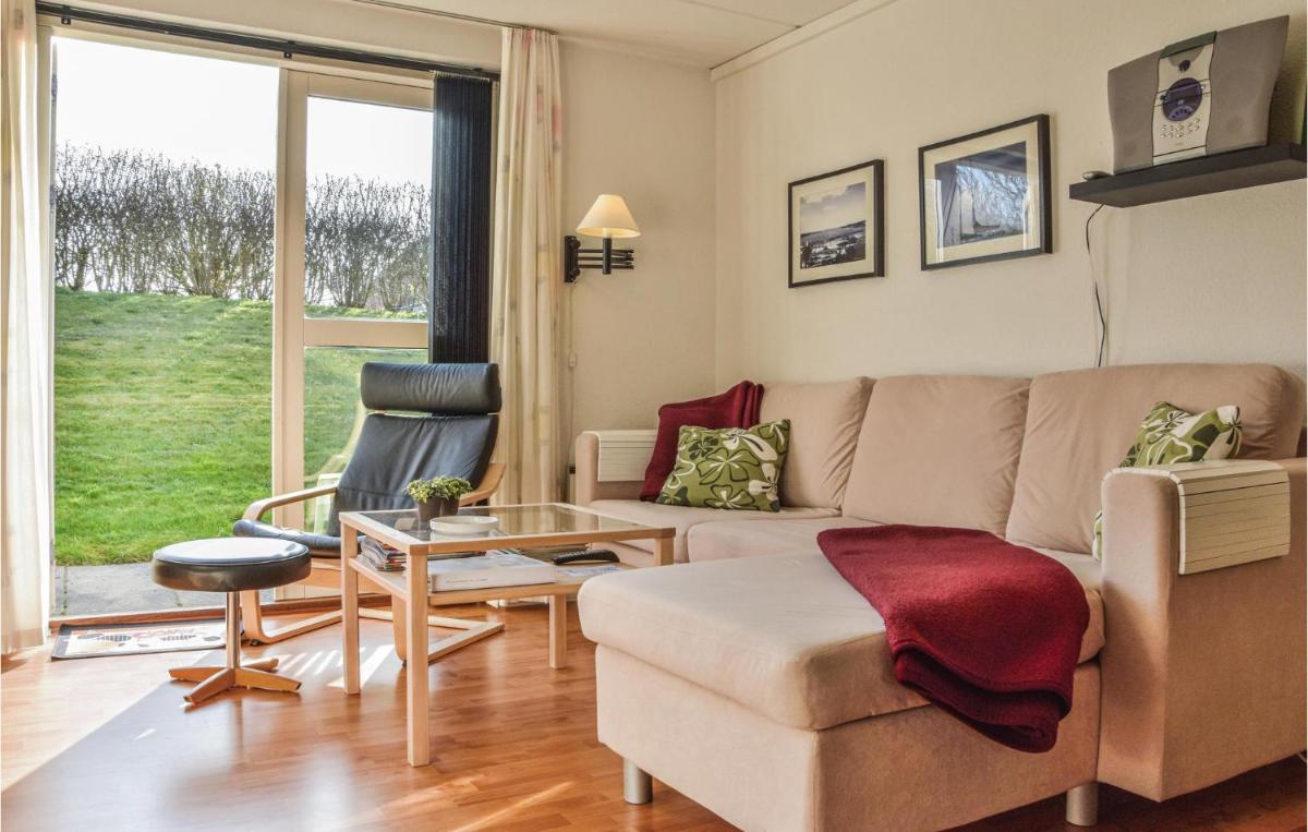 2 Bedroom Lovely Apartment In Lemvig - Housity