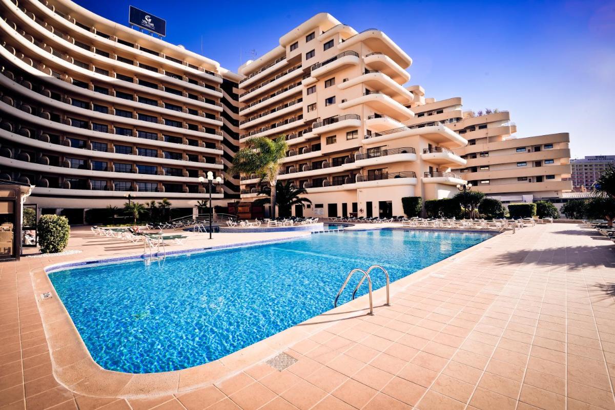 A piscina em ou perto de Vila Gale Marina