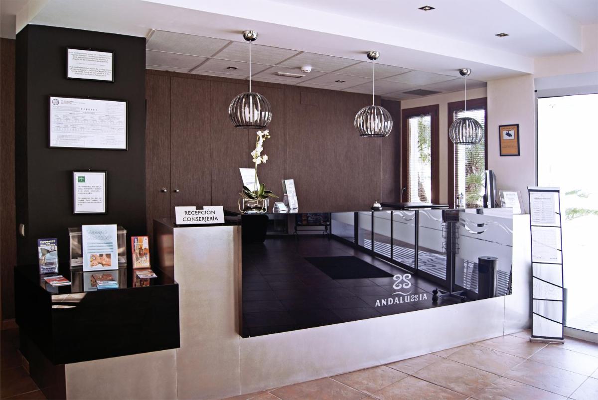 Imagen de la galería de Hotel Andalussia, en Conil de la Frontera