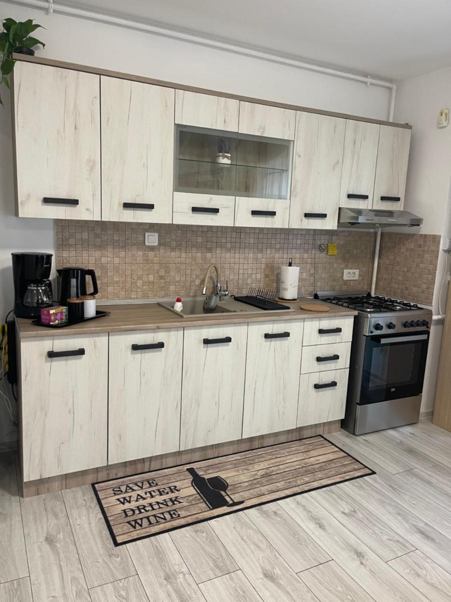 Travel Bucharest Airport Residences-SELF CHECK-IN - Housity