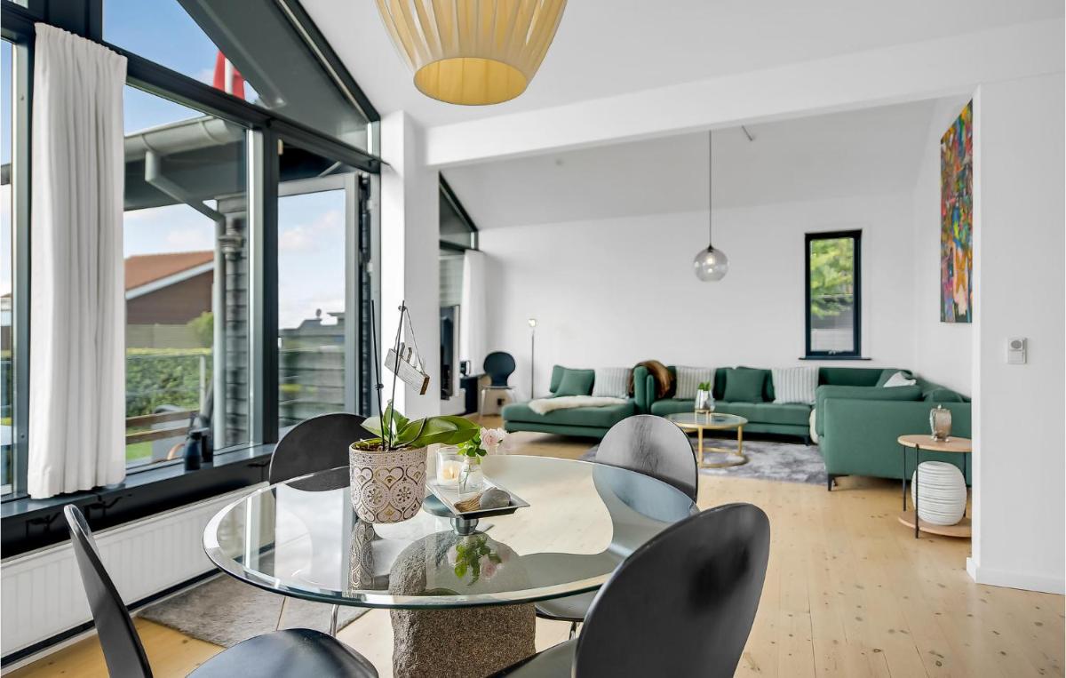 Stunning Home In Haderslev With Wifi - Housity