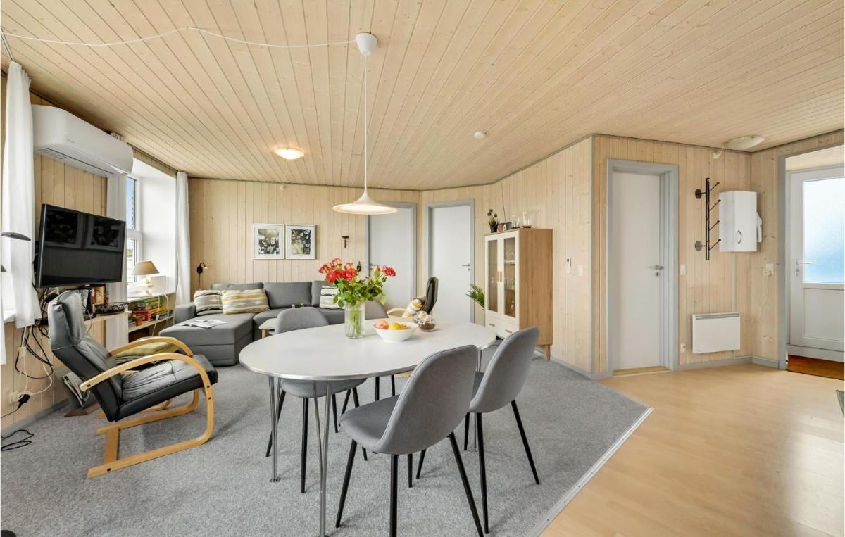 Two-Bedroom Apartment In Hvide Sande - Housity