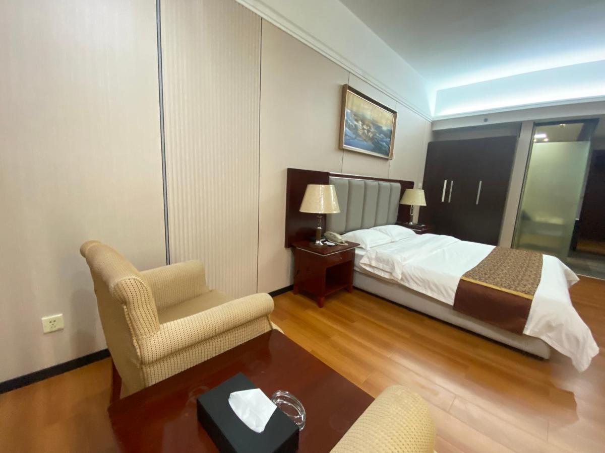 悦丰酒店广州银丰国际公寓北站店 - Housity