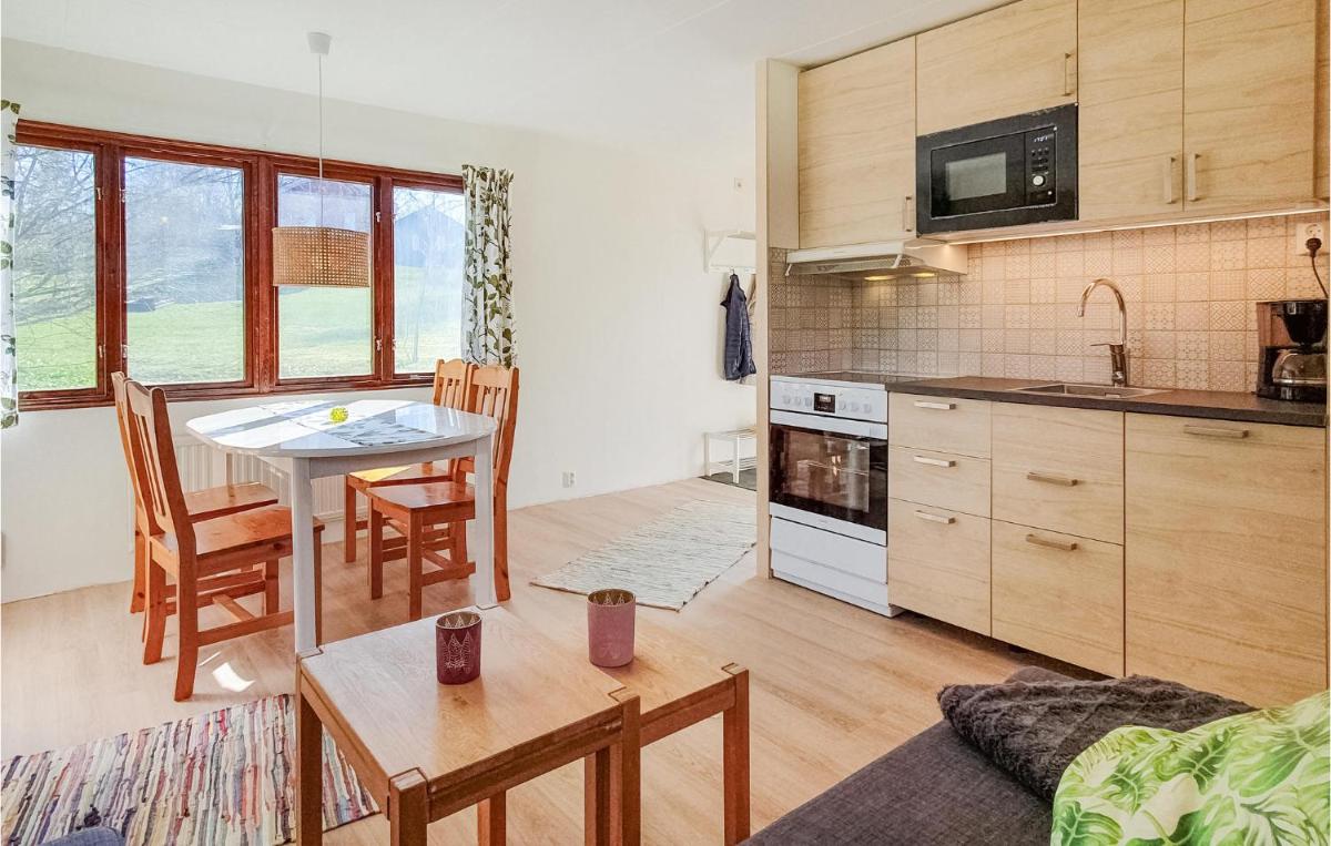 Gorgeous Home In Holmsjö With Kitchen - Housity