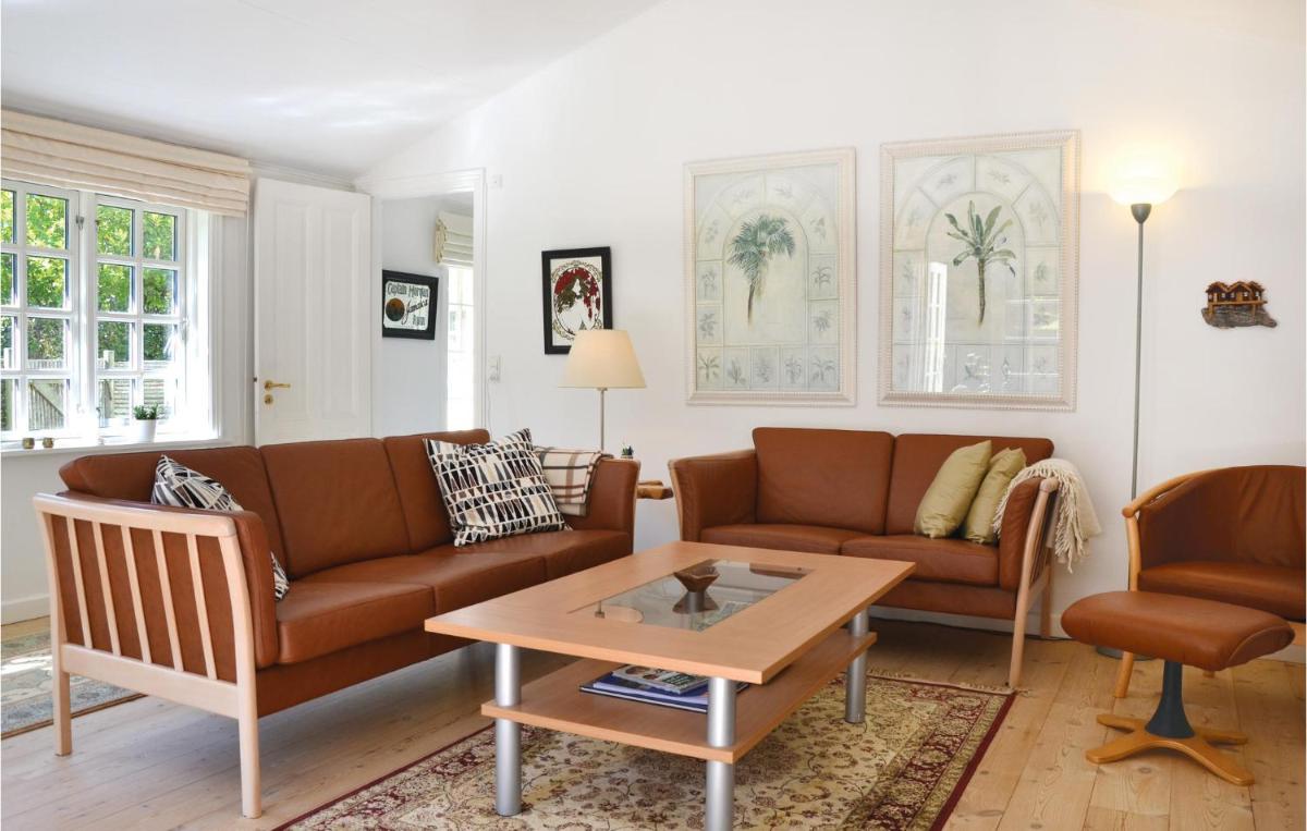 Two-Bedroom Holiday Home In Gilleleje - Housity