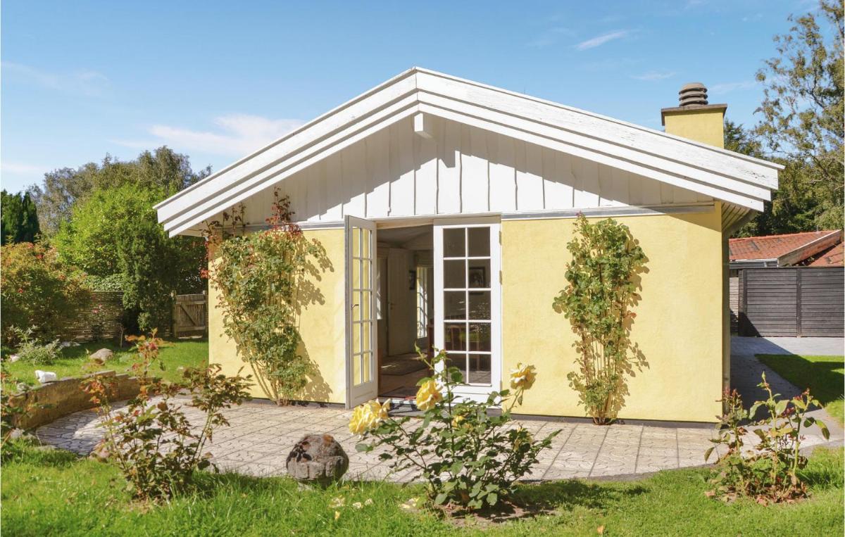 Two-Bedroom Holiday Home In Gilleleje - Housity