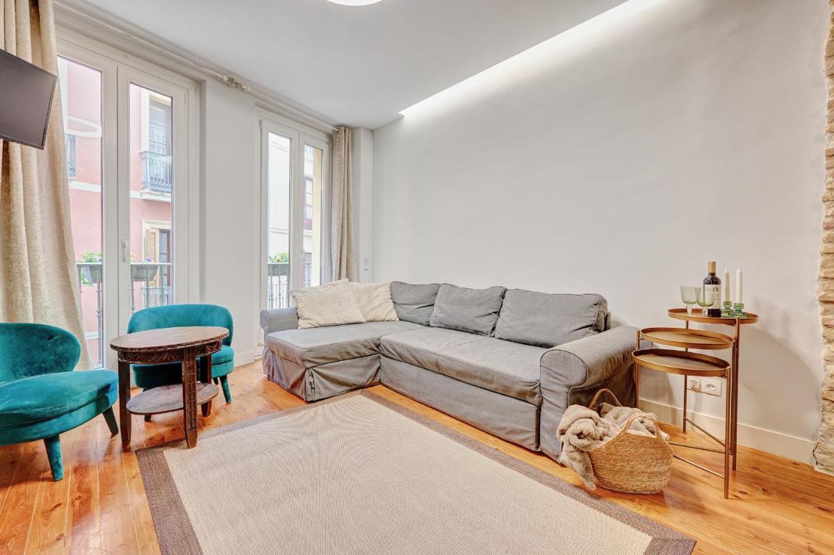 Heart of Pamplona Apartments IV by clabao - Housity