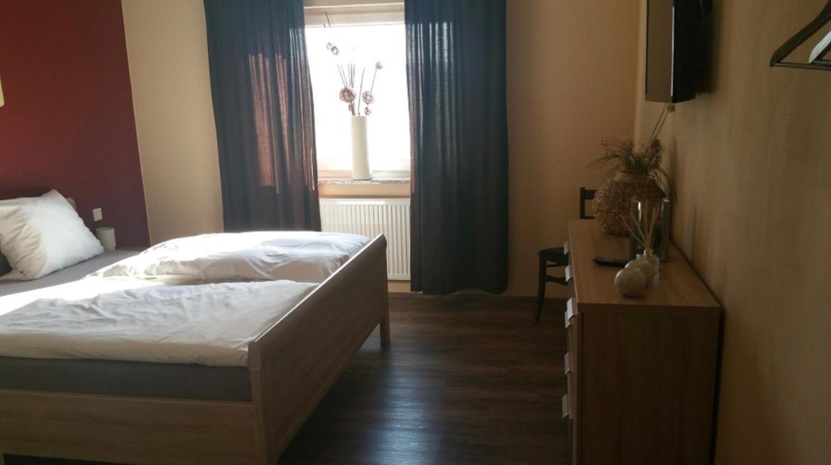 Pension Roxys-Küch - Housity