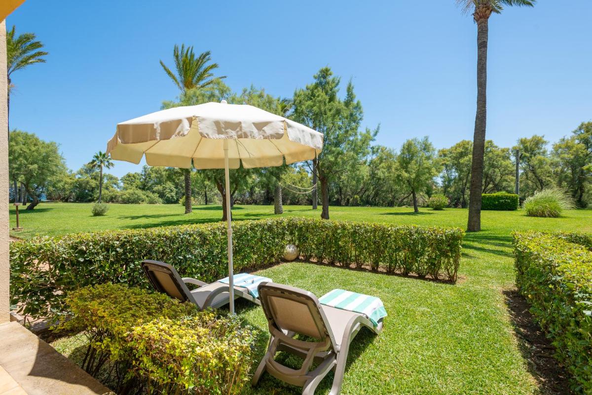 Jardín al aire libre en Club del Sol Aparthotel